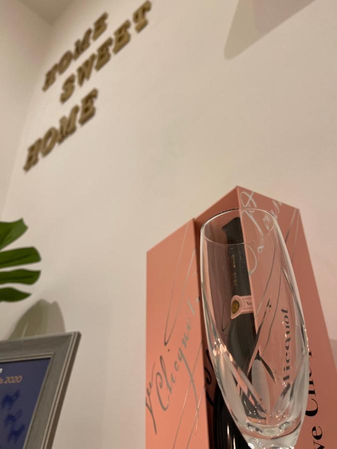 Apartment Sweet Storia Di