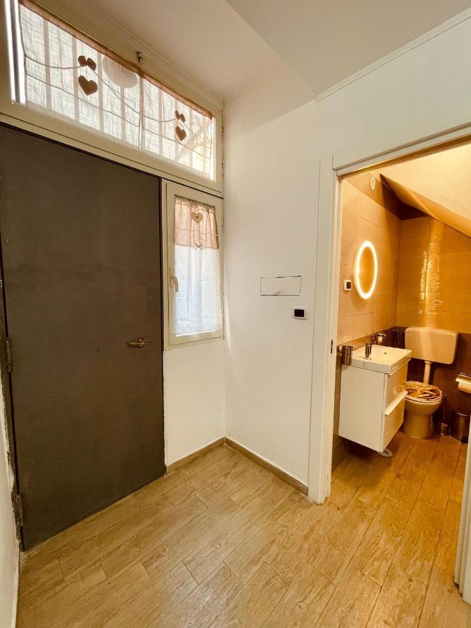 Sabry House * Naples