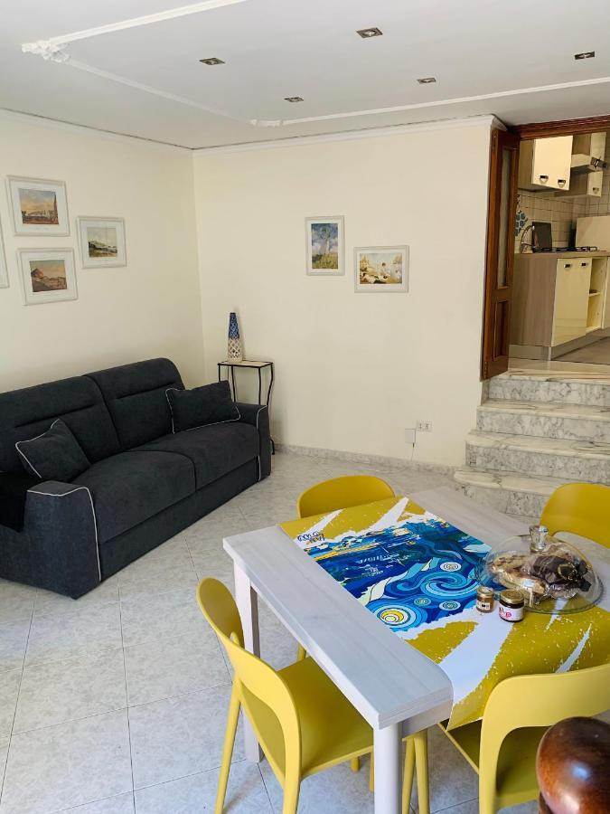 Apartment La Casetta In Centro Naples