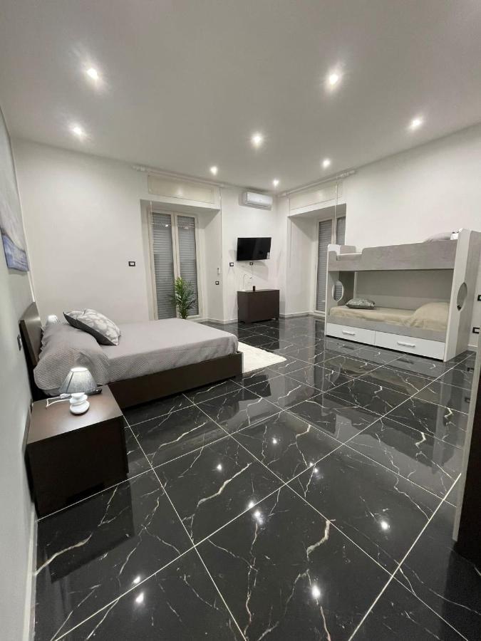 Ludben House Guest house *