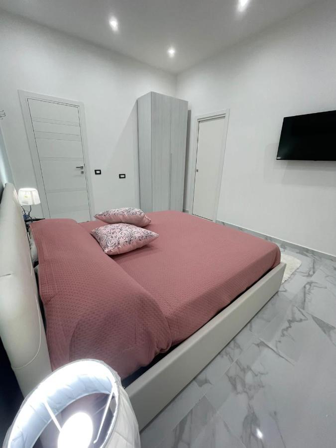 Ludben House Guest house Naples