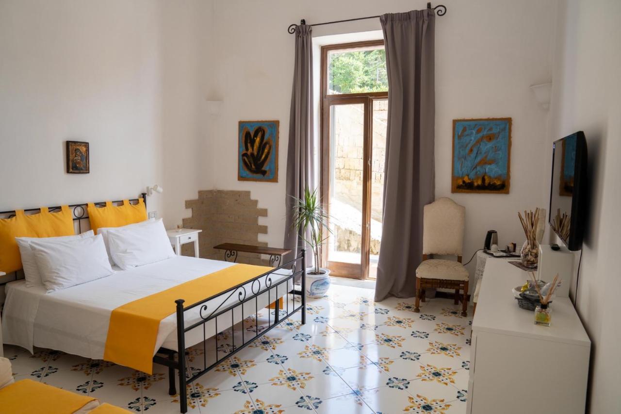 Le Stanze Di Sissi - Luxury Bed & Breakfast Naples