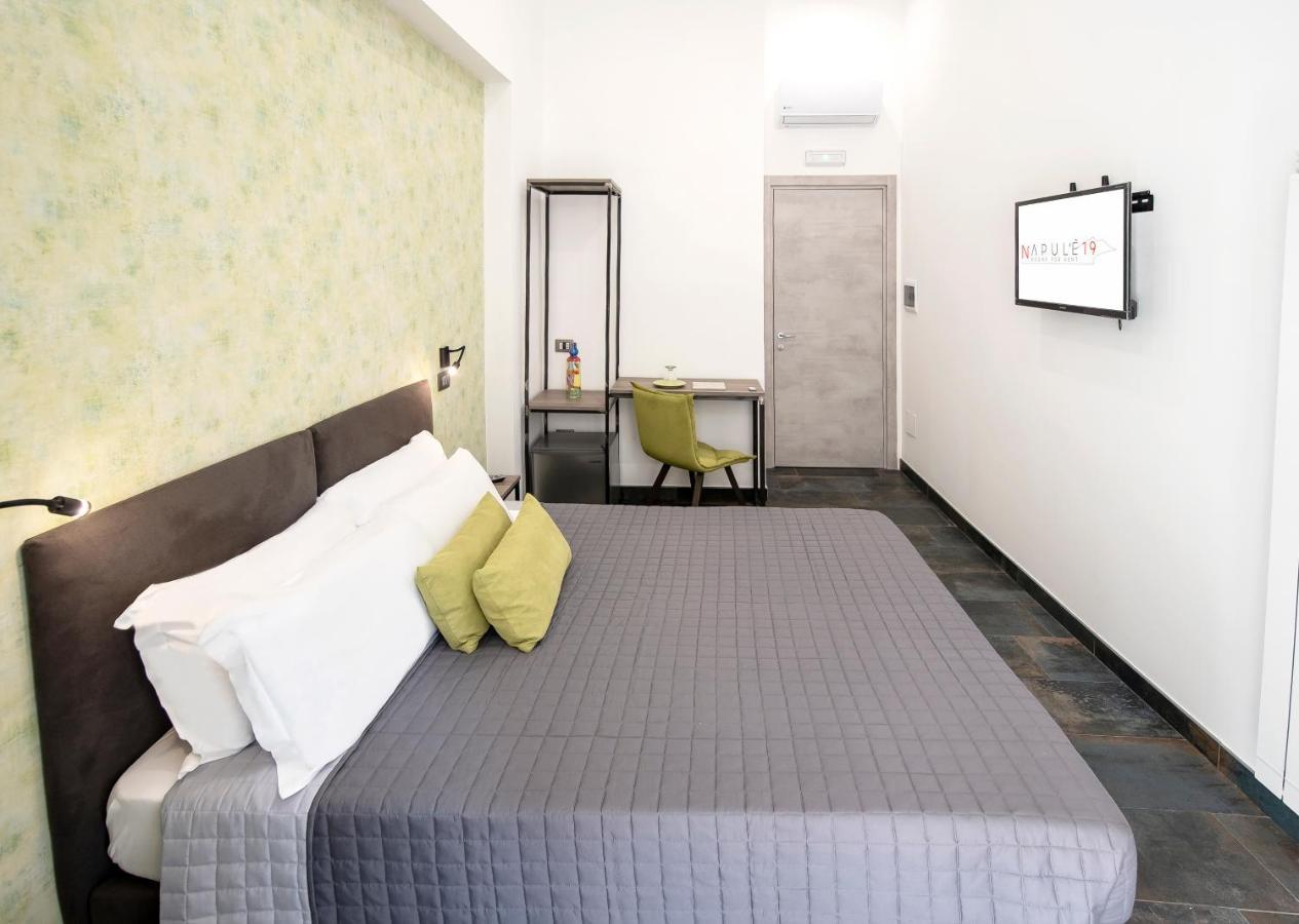 Napul'e 19 Guest house 2*