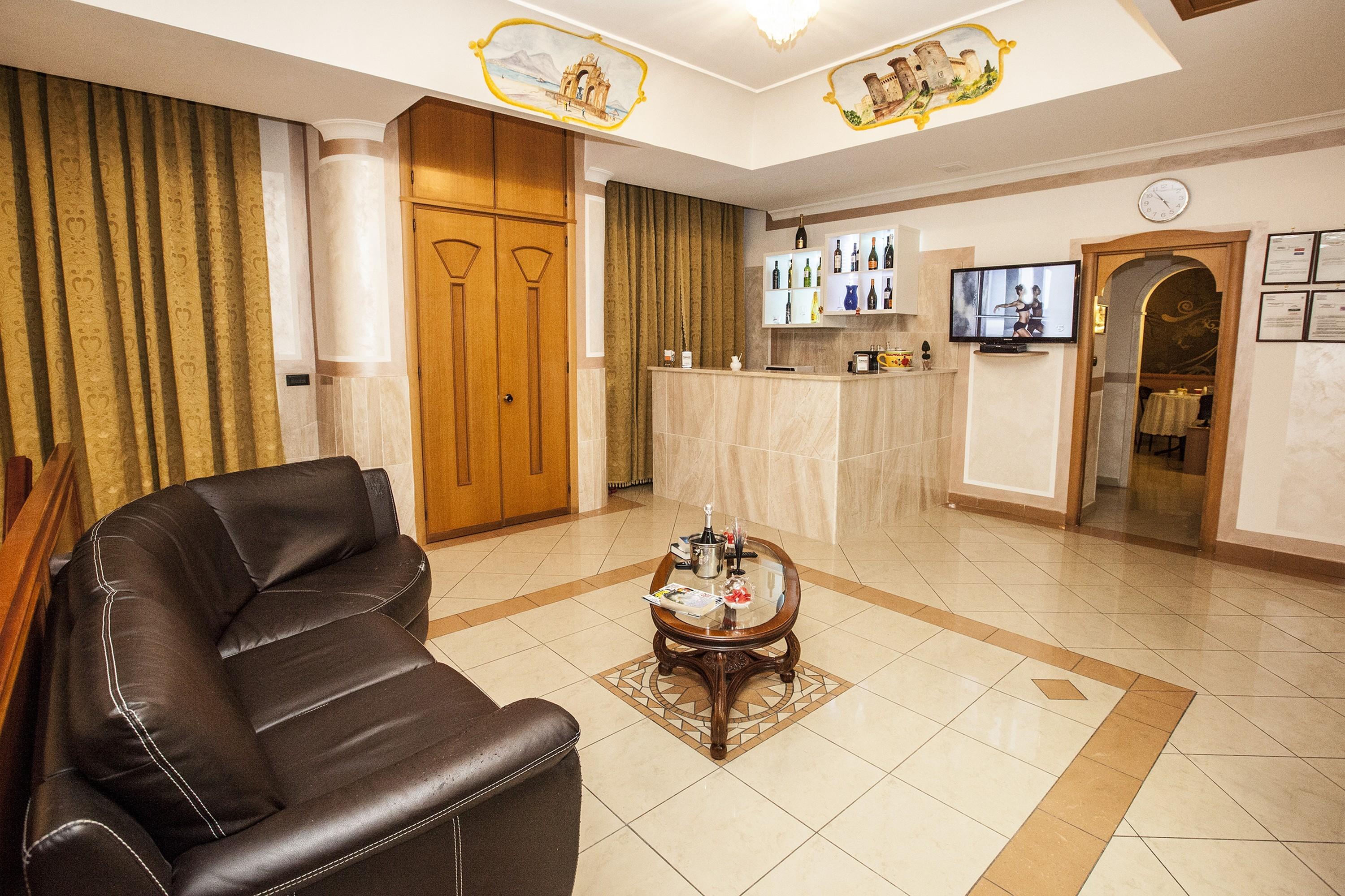 Casablanca 3* Naples