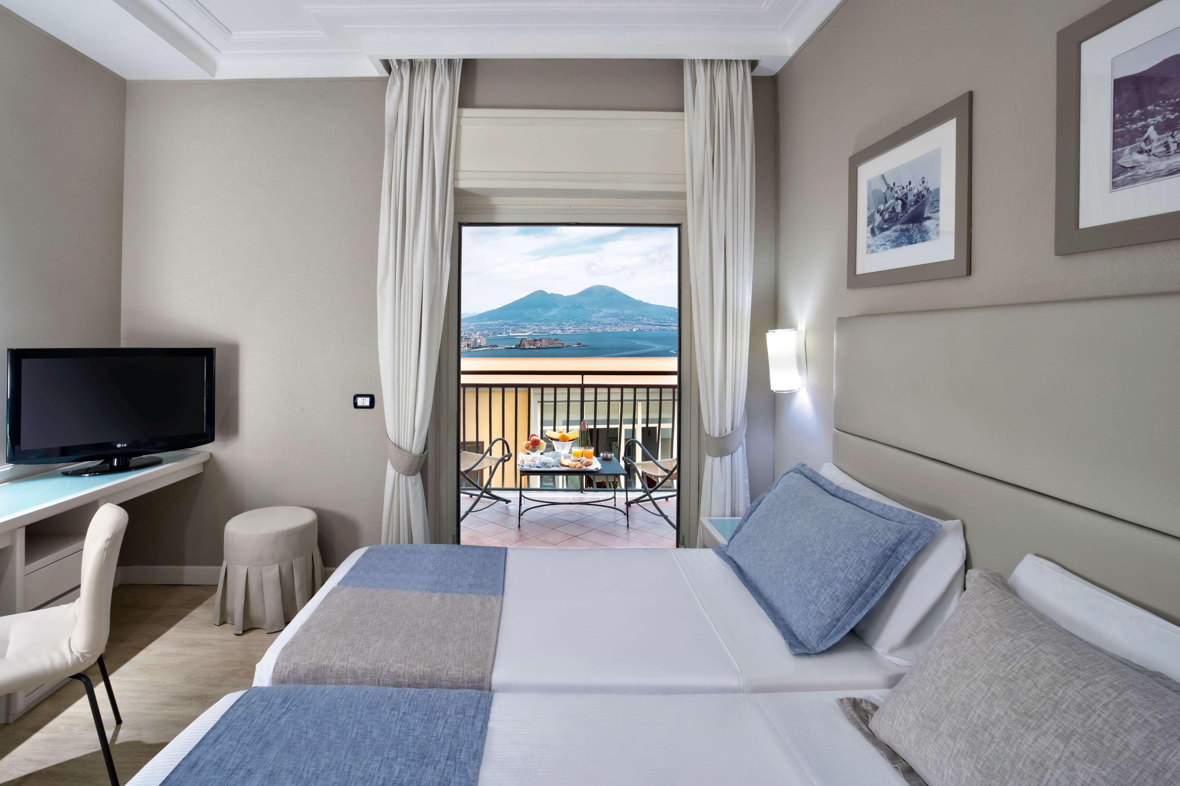 Bw Signature Collection Paradiso 4* Naples
