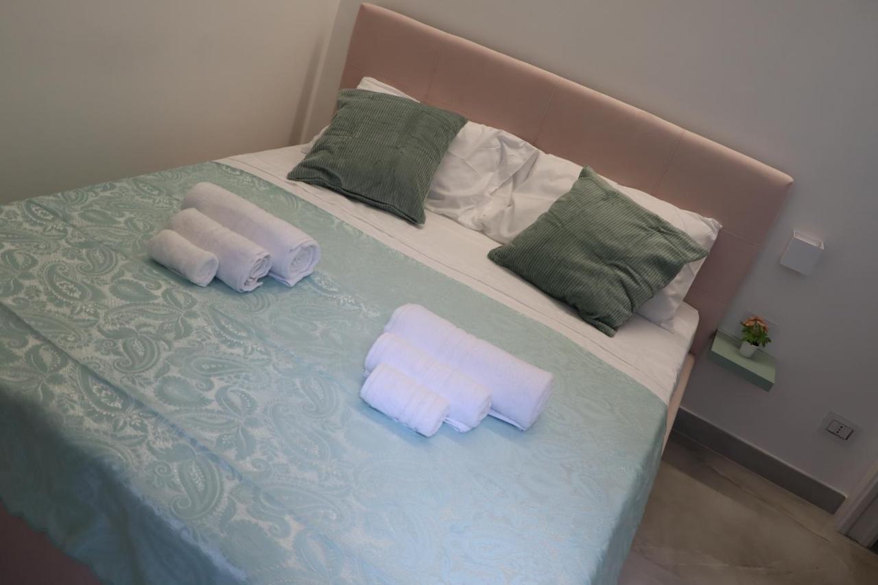 Barbaro & Bed & Breakfast Naples