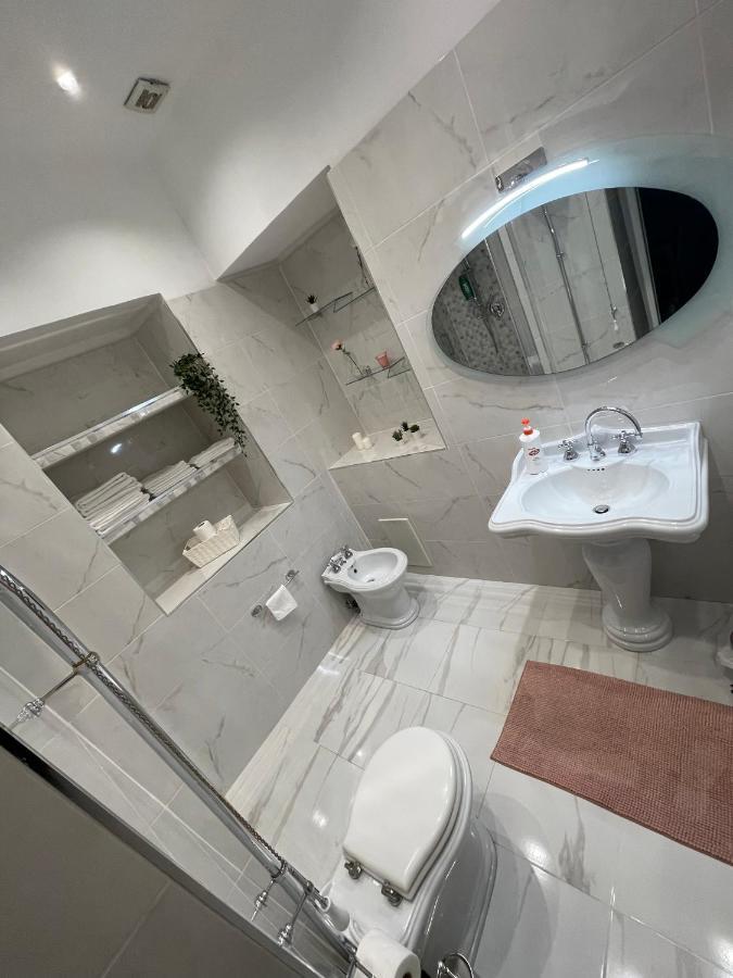 Apartment Sweet Storia Di