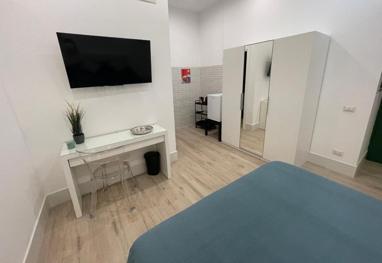 Il 16 Bed & Breakfast Naples