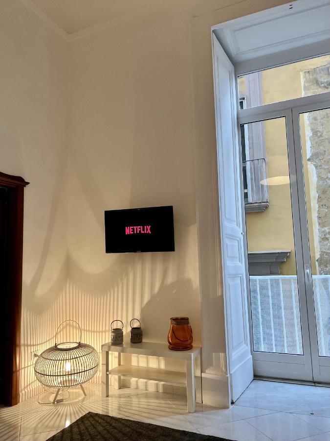Casa Caracciolo Bed & Breakfast *