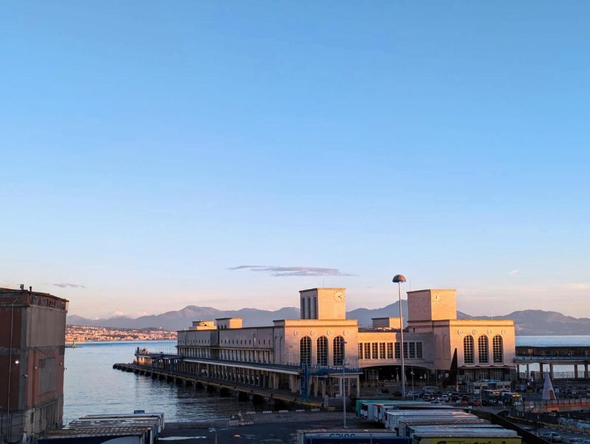 Guest house Porto&beverello Naples