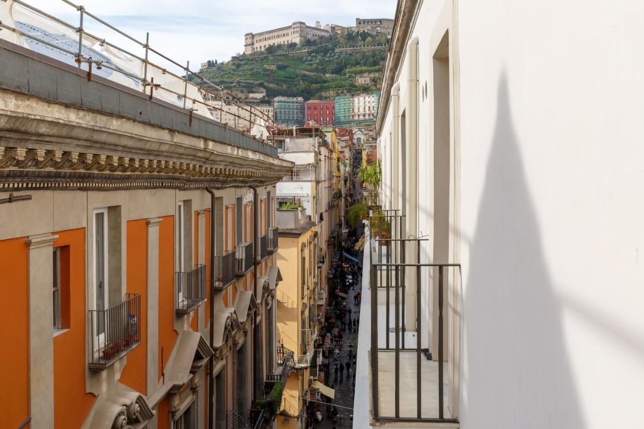 Dimora Doria D'angri Bed & Breakfast Naples