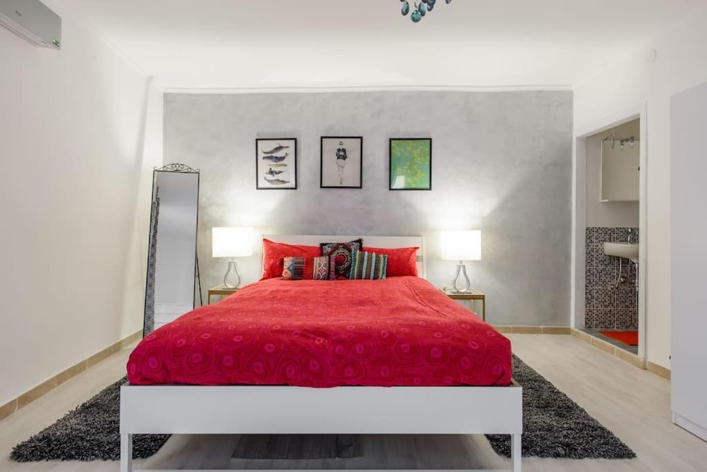 Amazing House In Spanish Quarter Apartment *