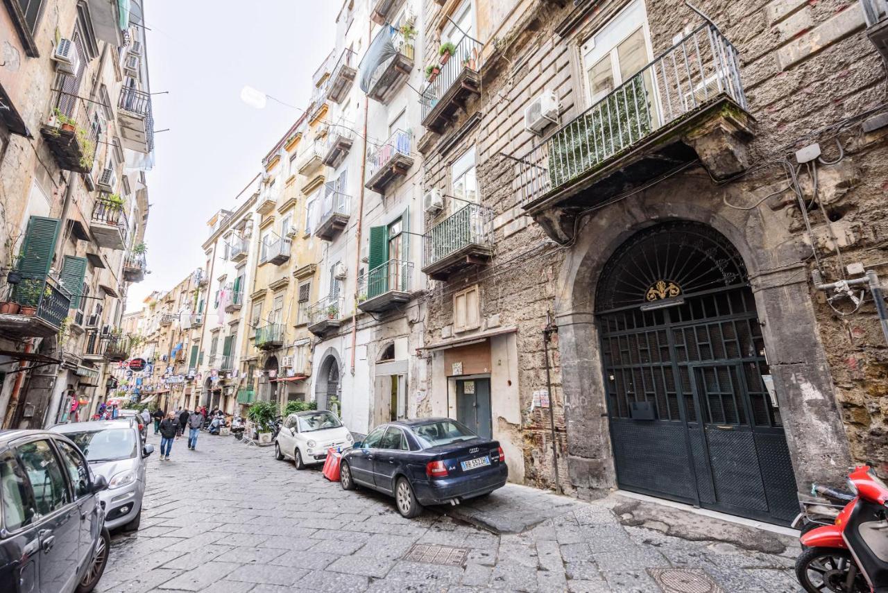 Bed & Breakfast Random Naples