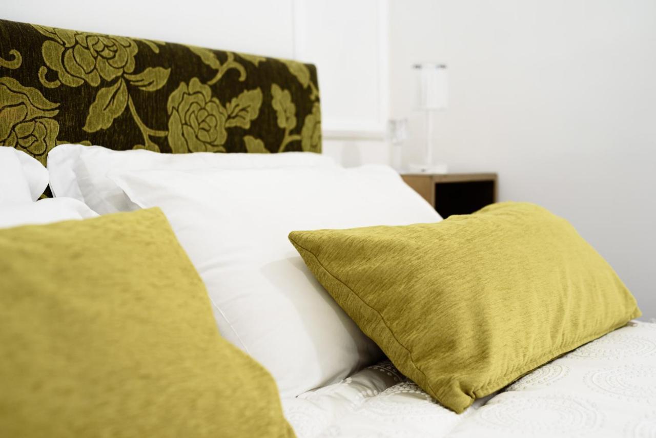 Random Bed & Breakfast Naples