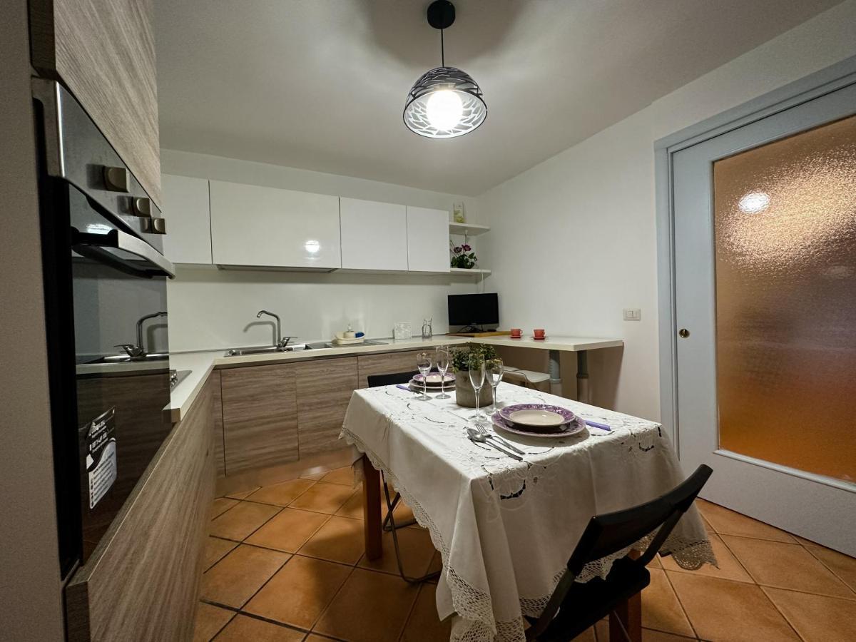 La Rotonda A Toledo * Naples