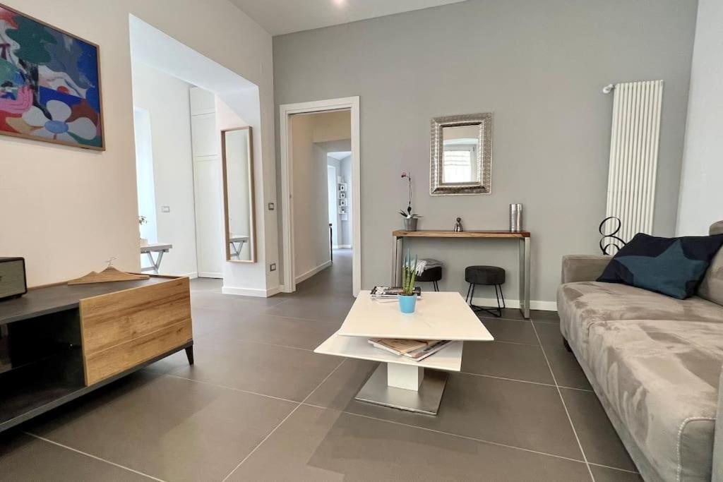Casa Losito, Boutique 100 Mq In The Heart Of Naples! Apartment