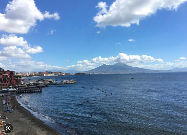 Posillipo Apartment *
