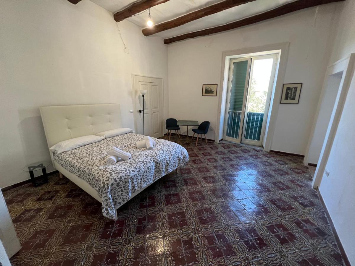 Carafa's Central By Hhn Naples