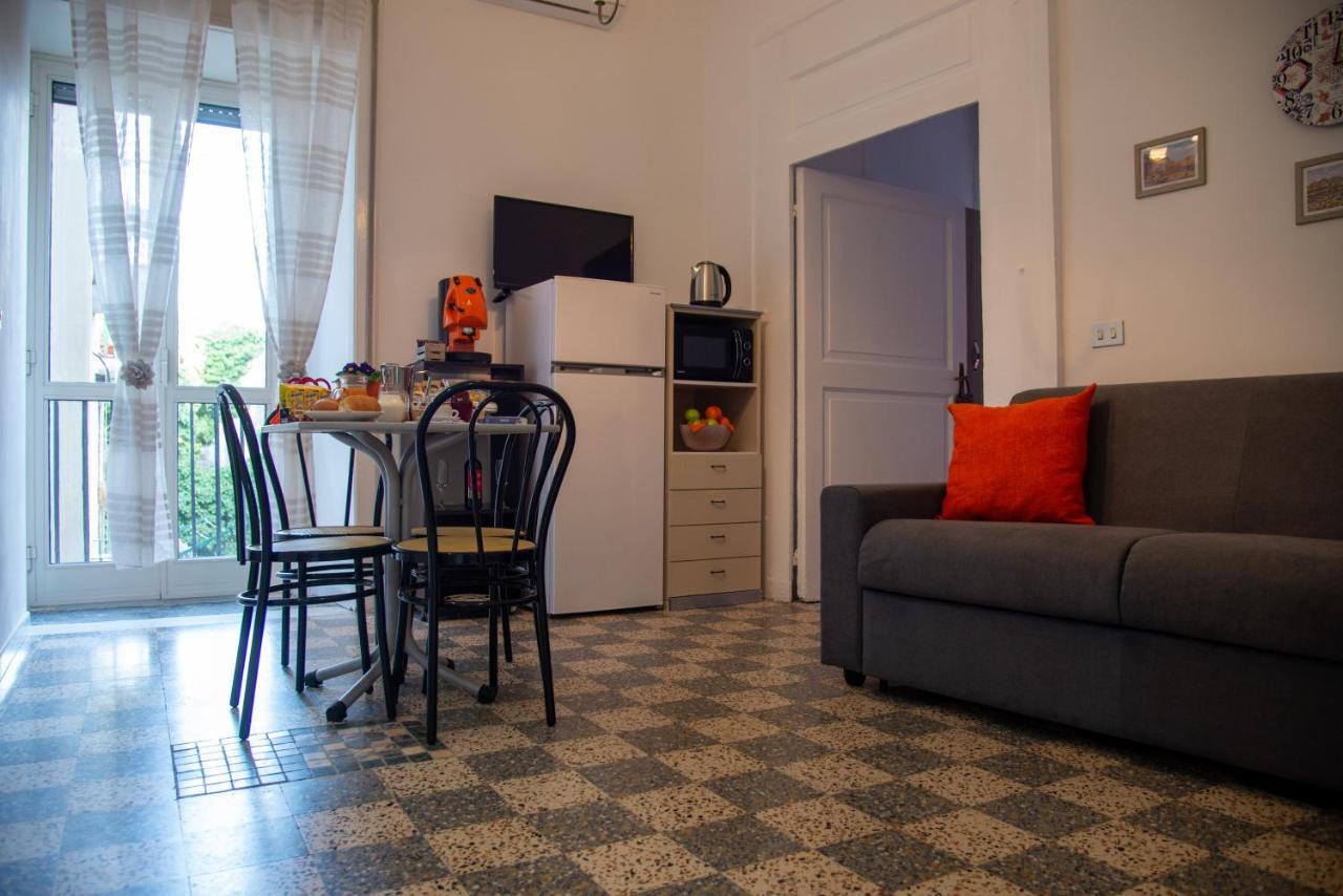Domus Anticaglia By Domusextra Apartment Naples