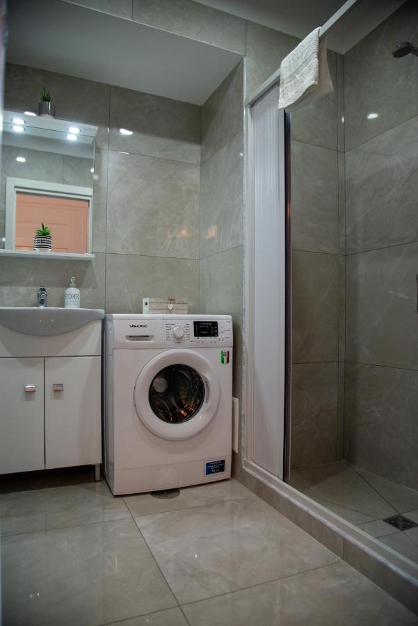 Apartment Domus Anticaglia By Domusextra Naples