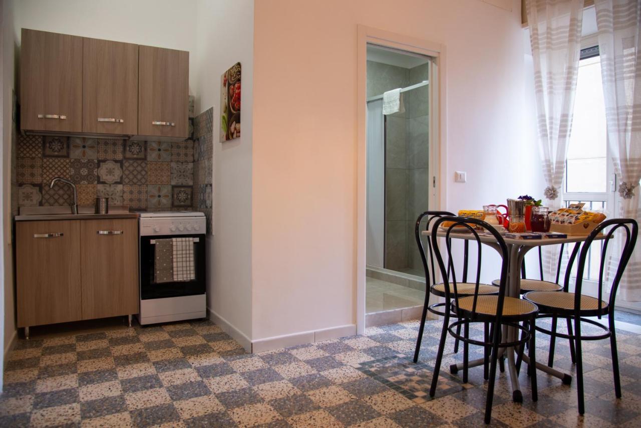 Domus Anticaglia By Domusextra Apartment *
