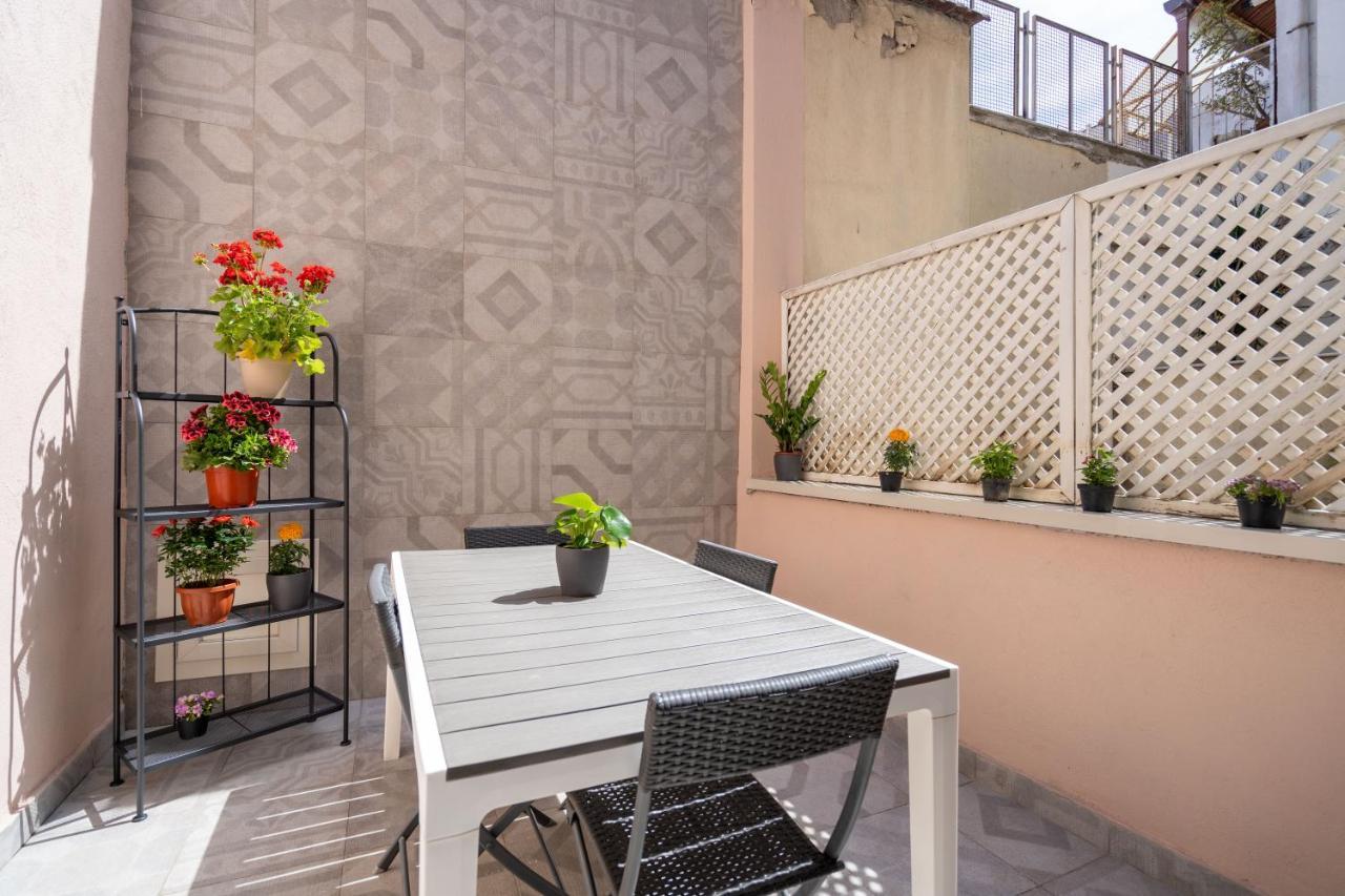 Apartment Elegante Con Terrazzino Nel Centro Di