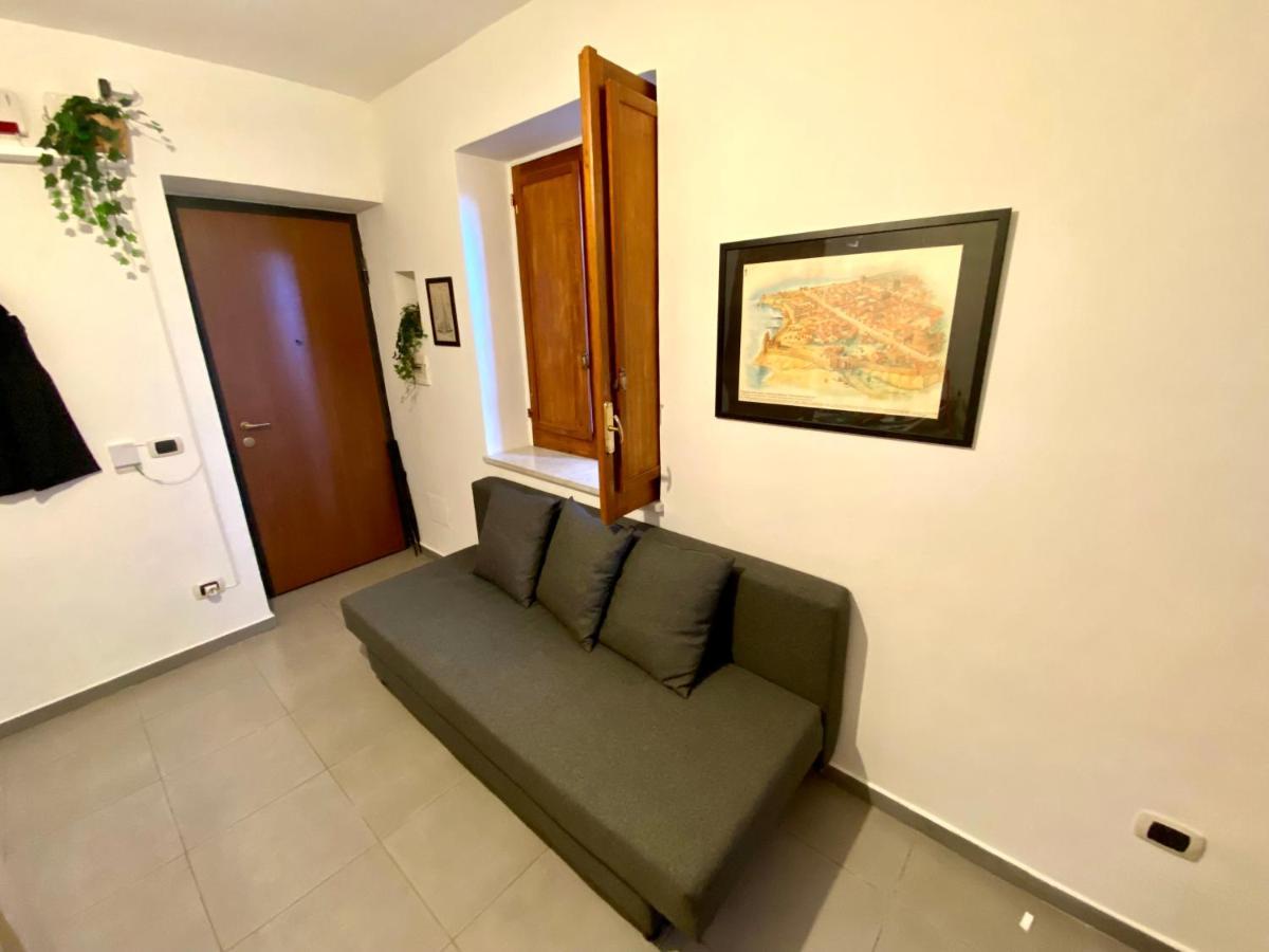 Casa Con Terrazzo In Centro *