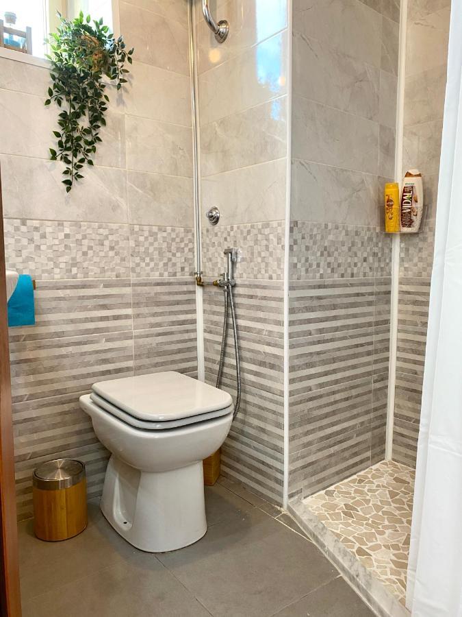 Casa Con Terrazzo In Centro * Naples