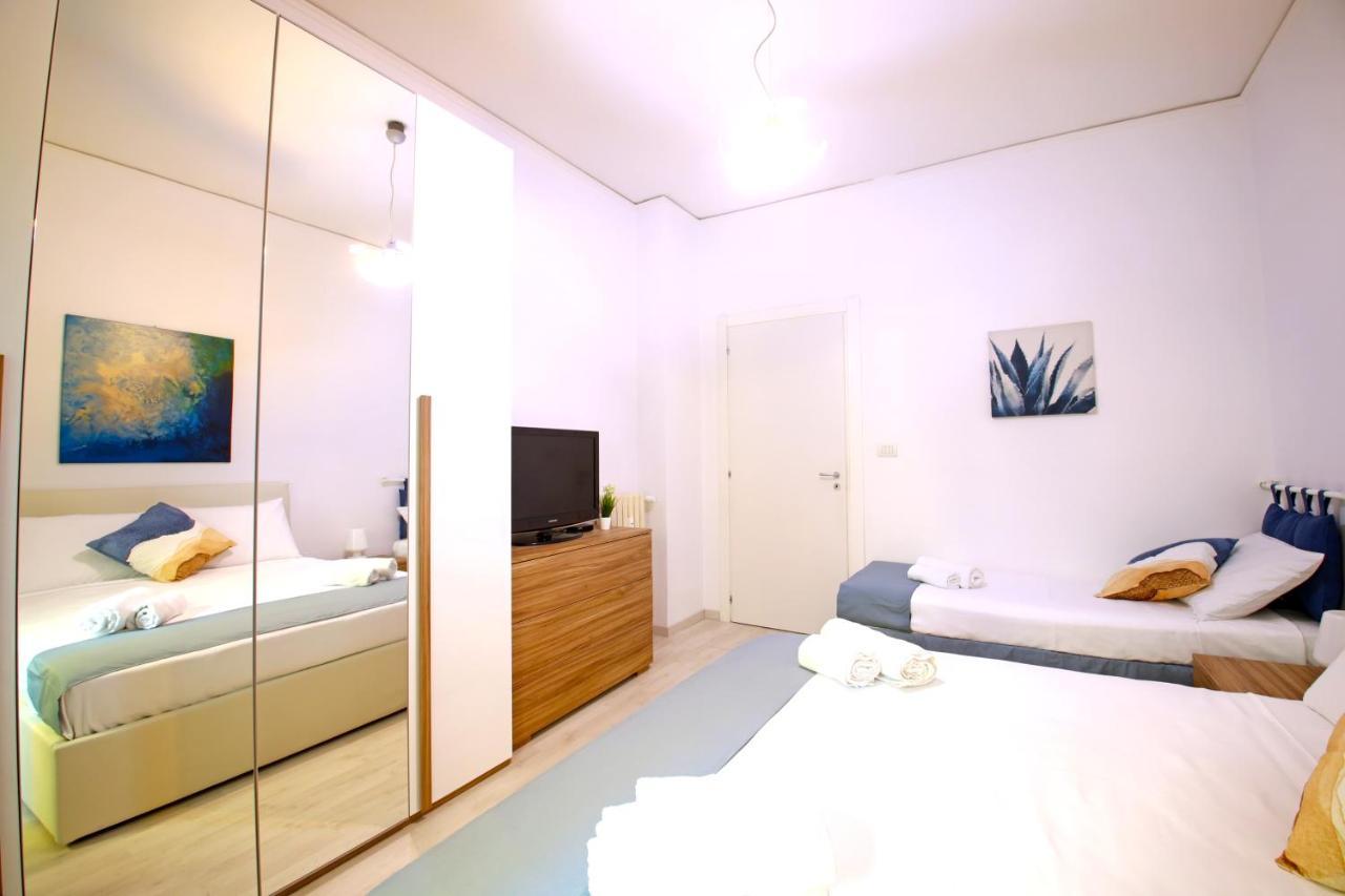 Apartment Hostly - Vittoria House - Near The Center With Private Parking *