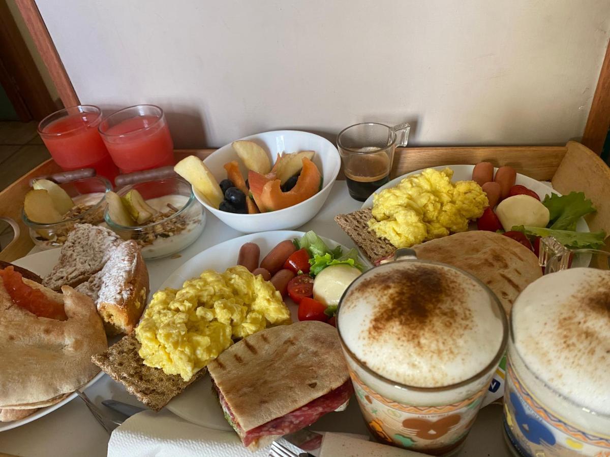 Bed & Breakfast To Live Naples