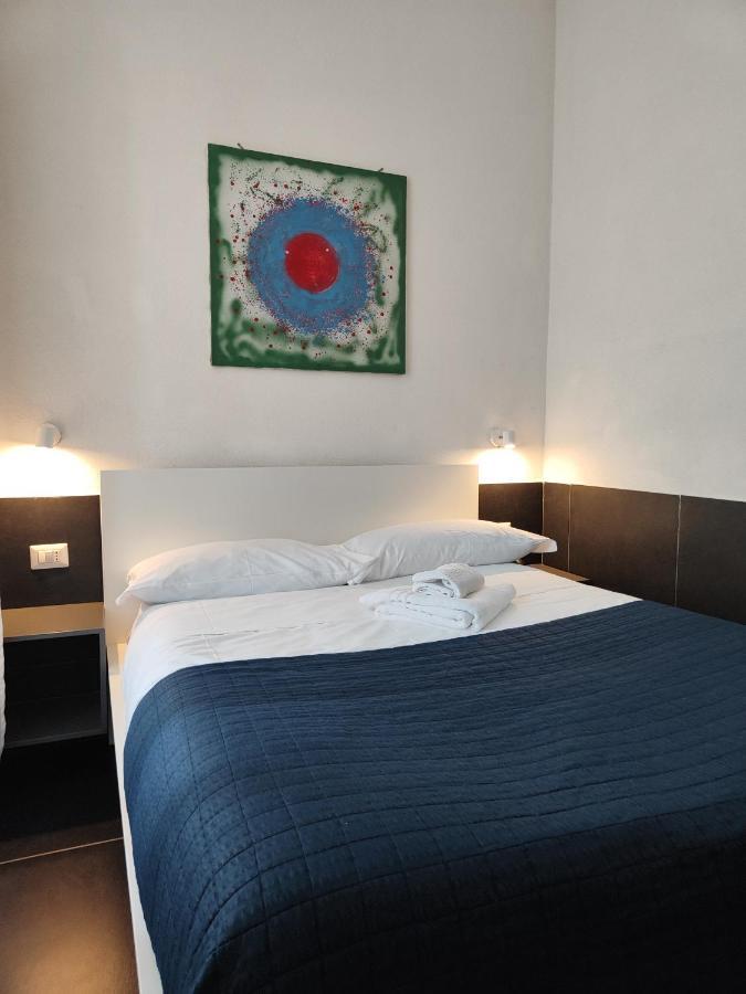 Ideal Walk 3* Naples