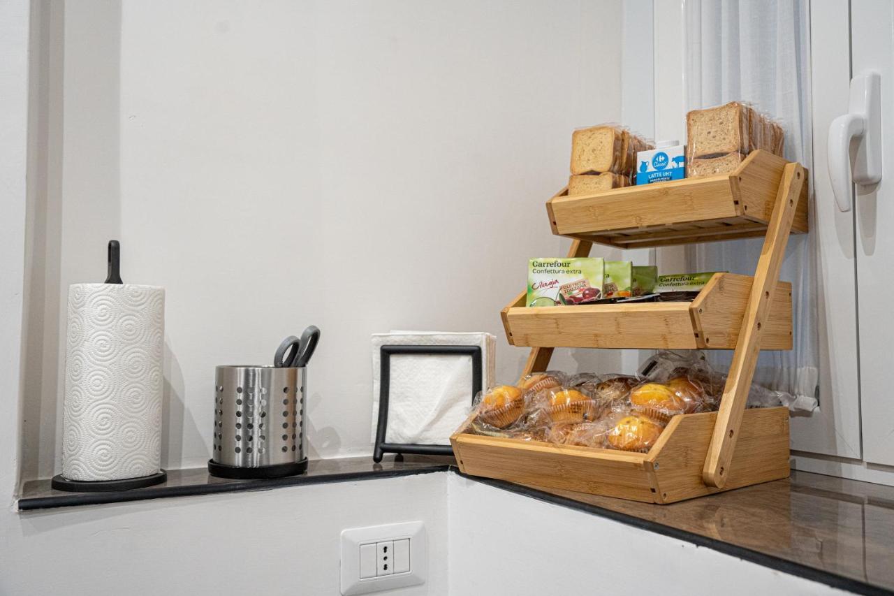 Santa Lucy L.a.m. Bed & Breakfast Naples