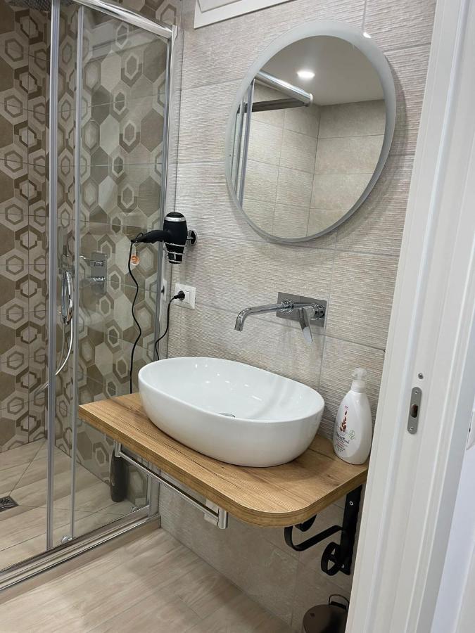Metro Stazione-museo 500 M-appartamento Ed Elegante Dimora De Curtis Apartment *