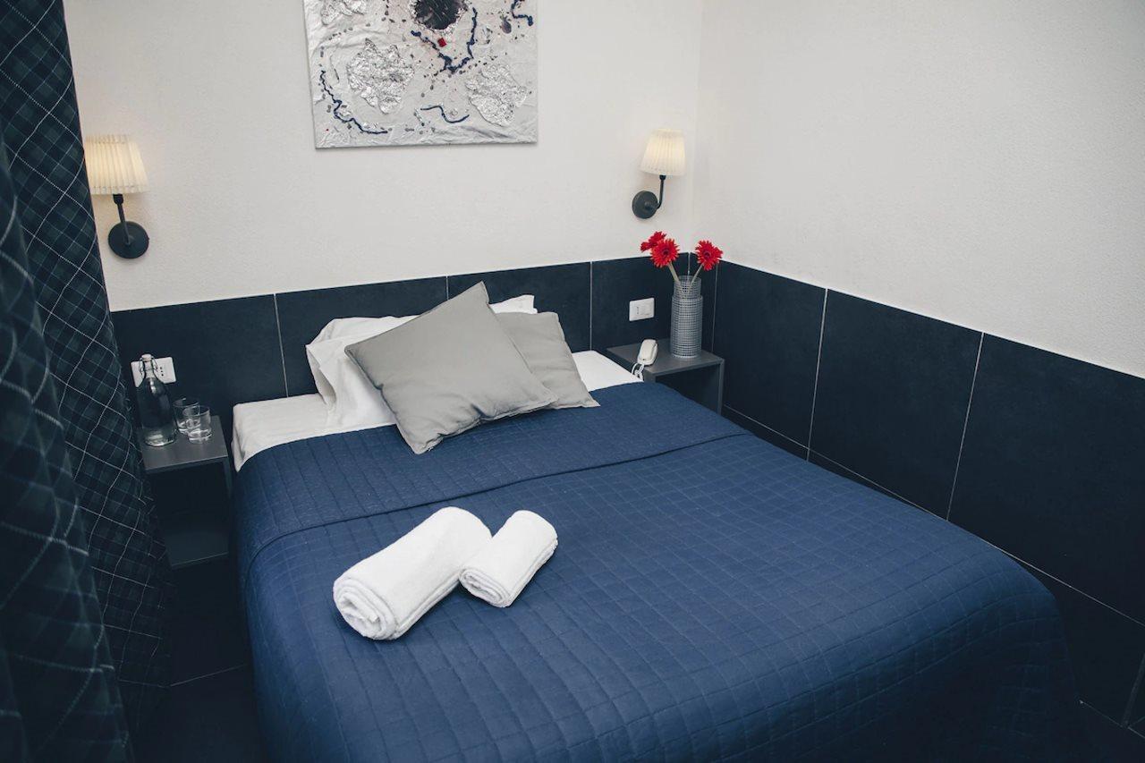 Ideal Walk Hotel 3*