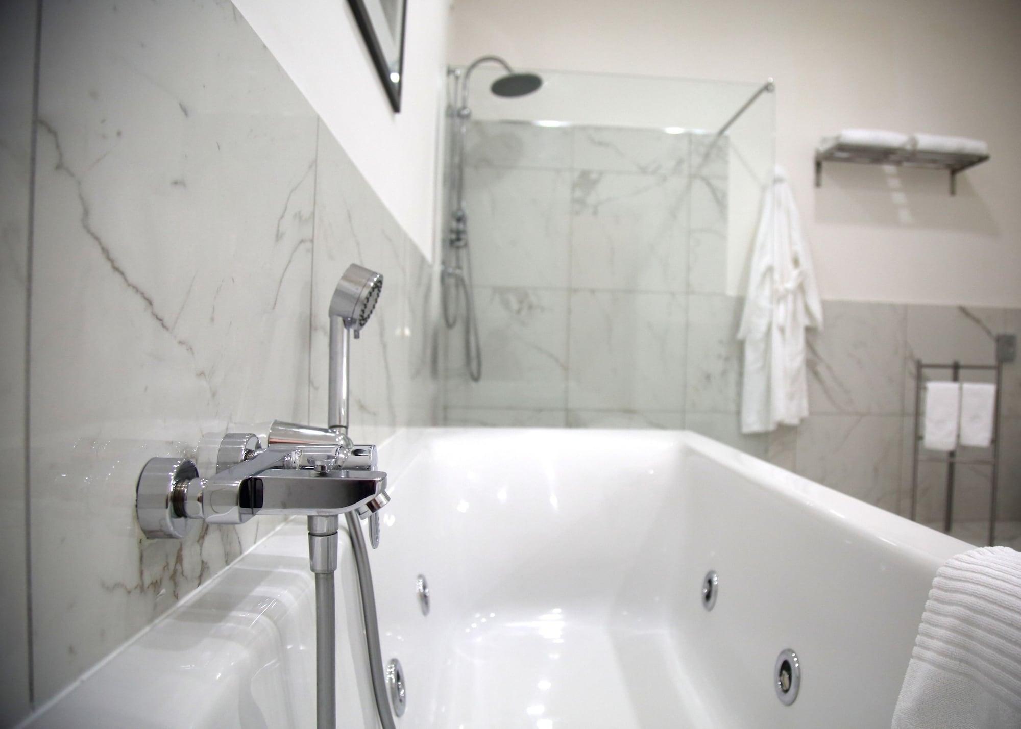 Stelle The Businest 4* Naples