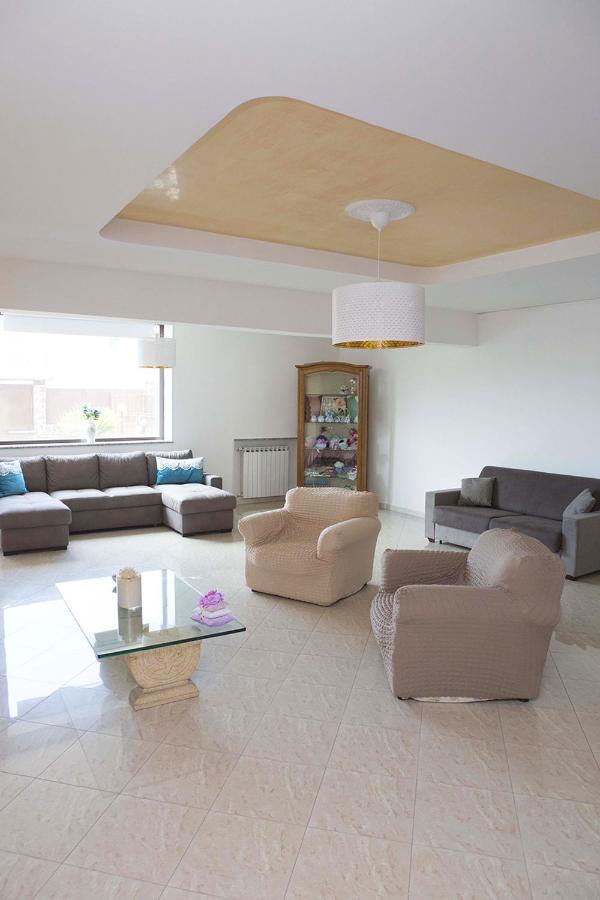 Vesuvio Villa *