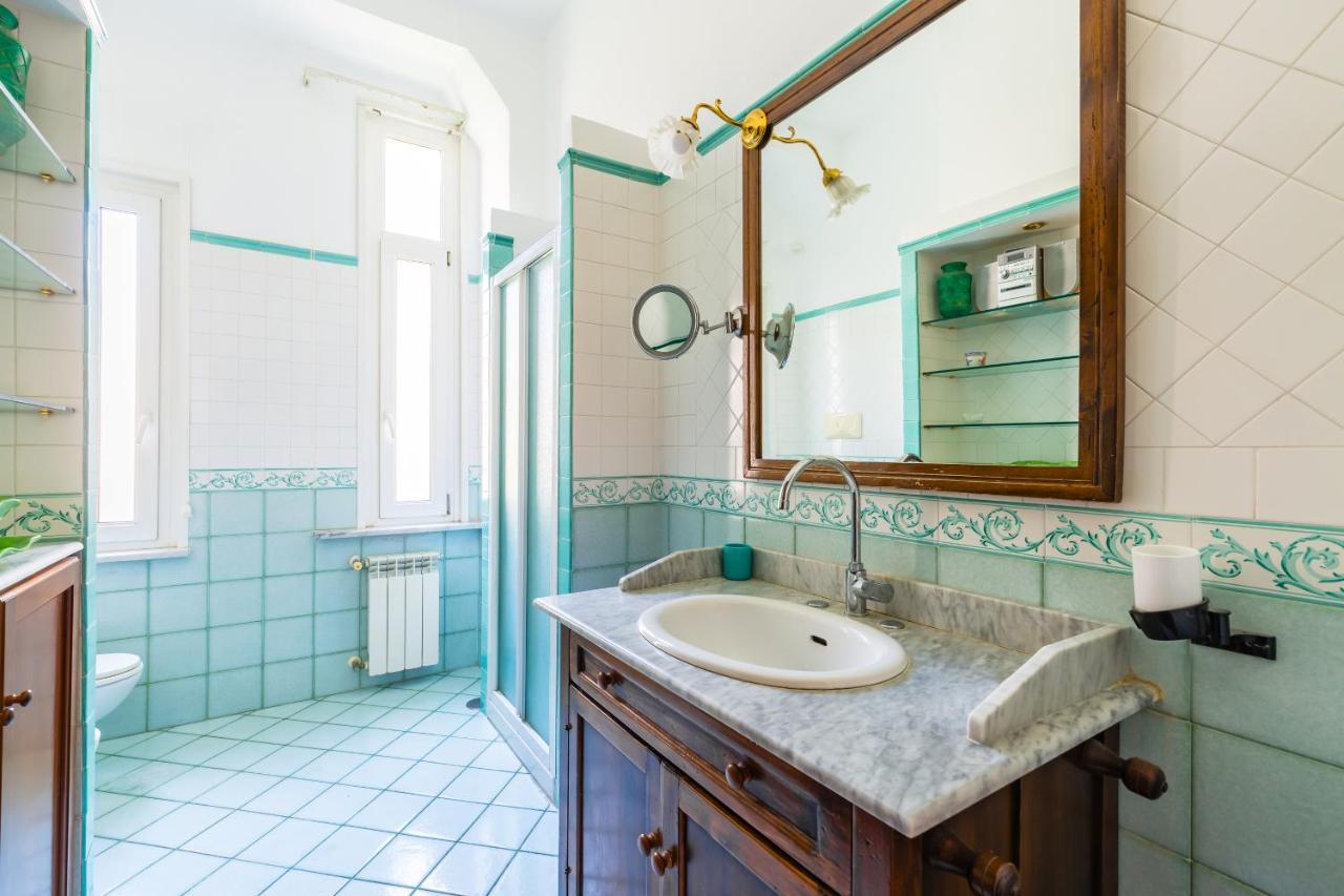 Apartment Grand Classic At San Martino By Napoliapartments
