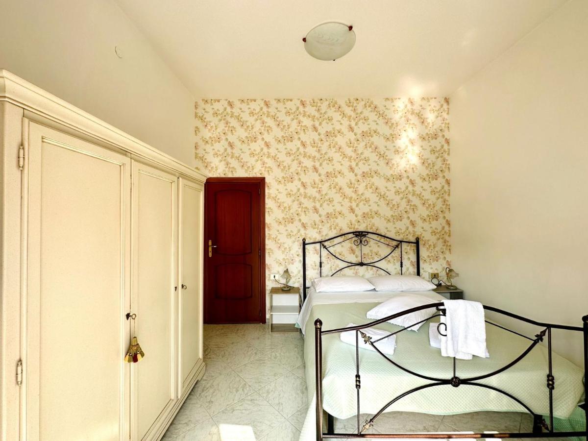 Family Relax Caracciolo Bed & Breakfast *