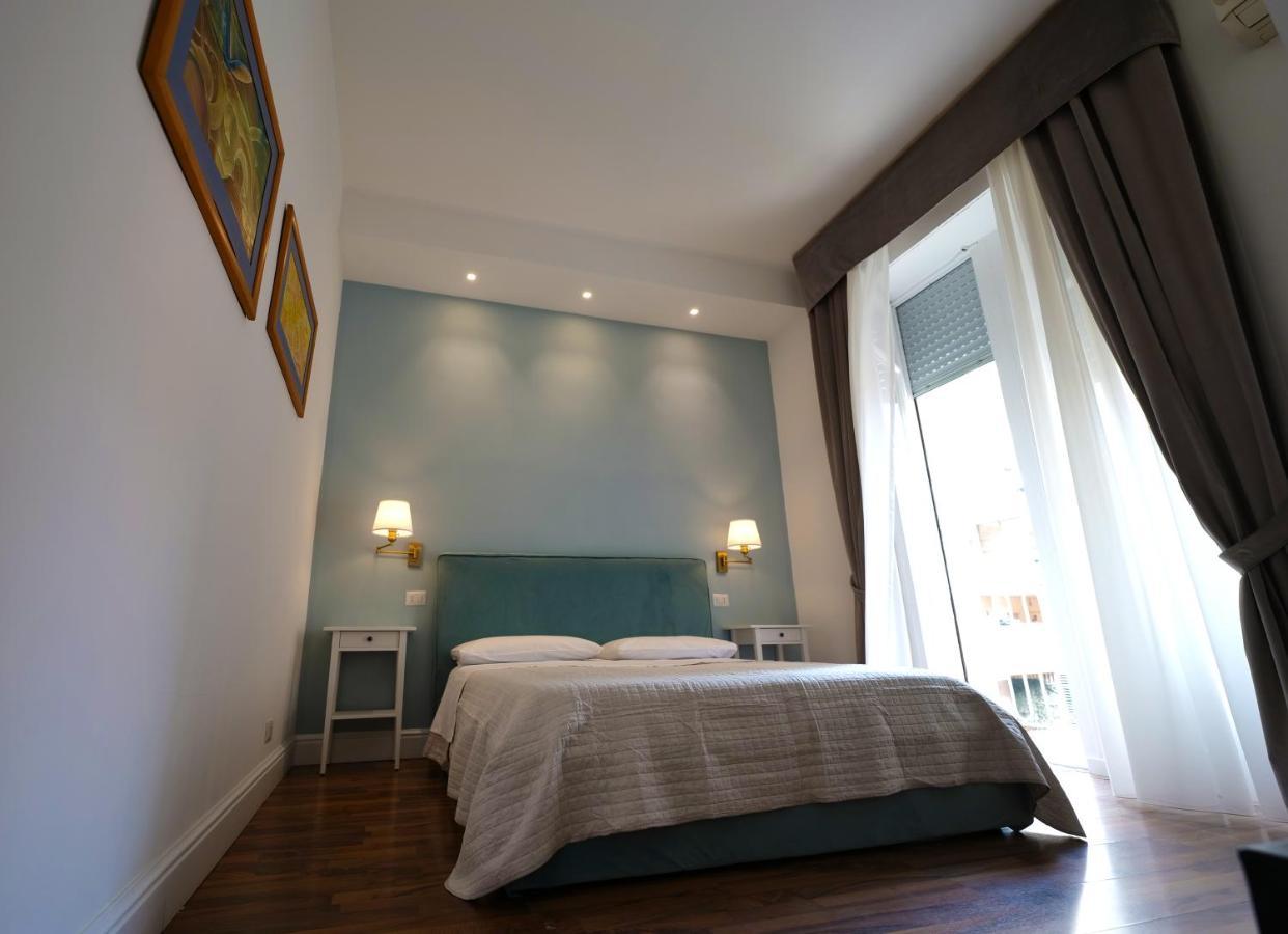 Wake Up In Bed & Breakfast Naples