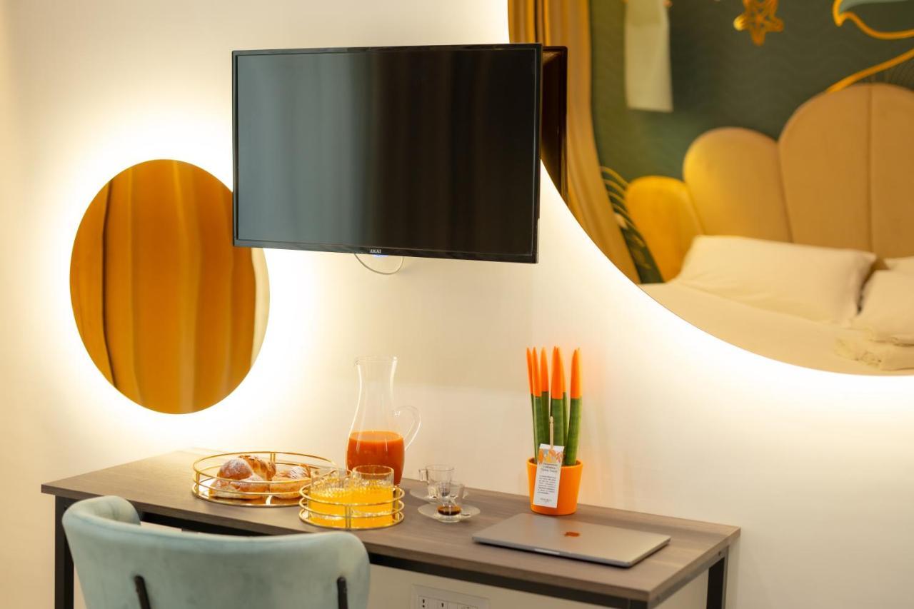 Piezz' E Sole Guest house Naples