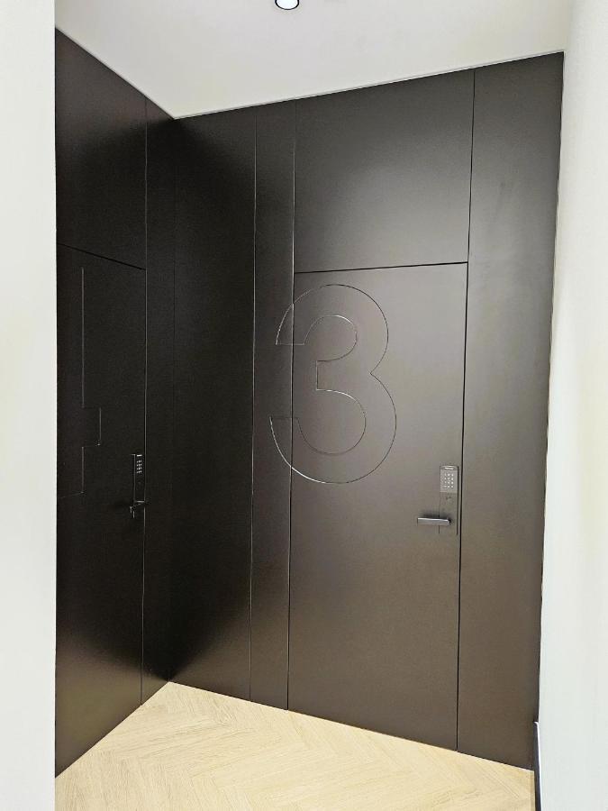 Orefici Place *