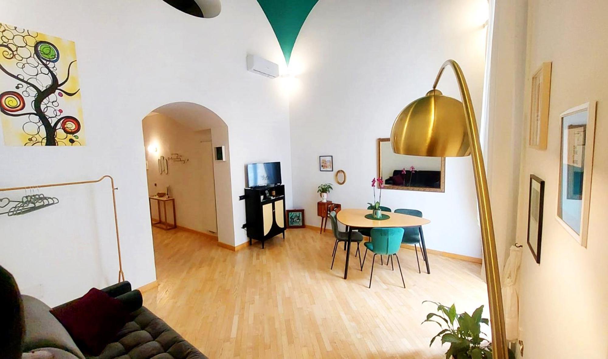 Apartment Maison In Centro Naples