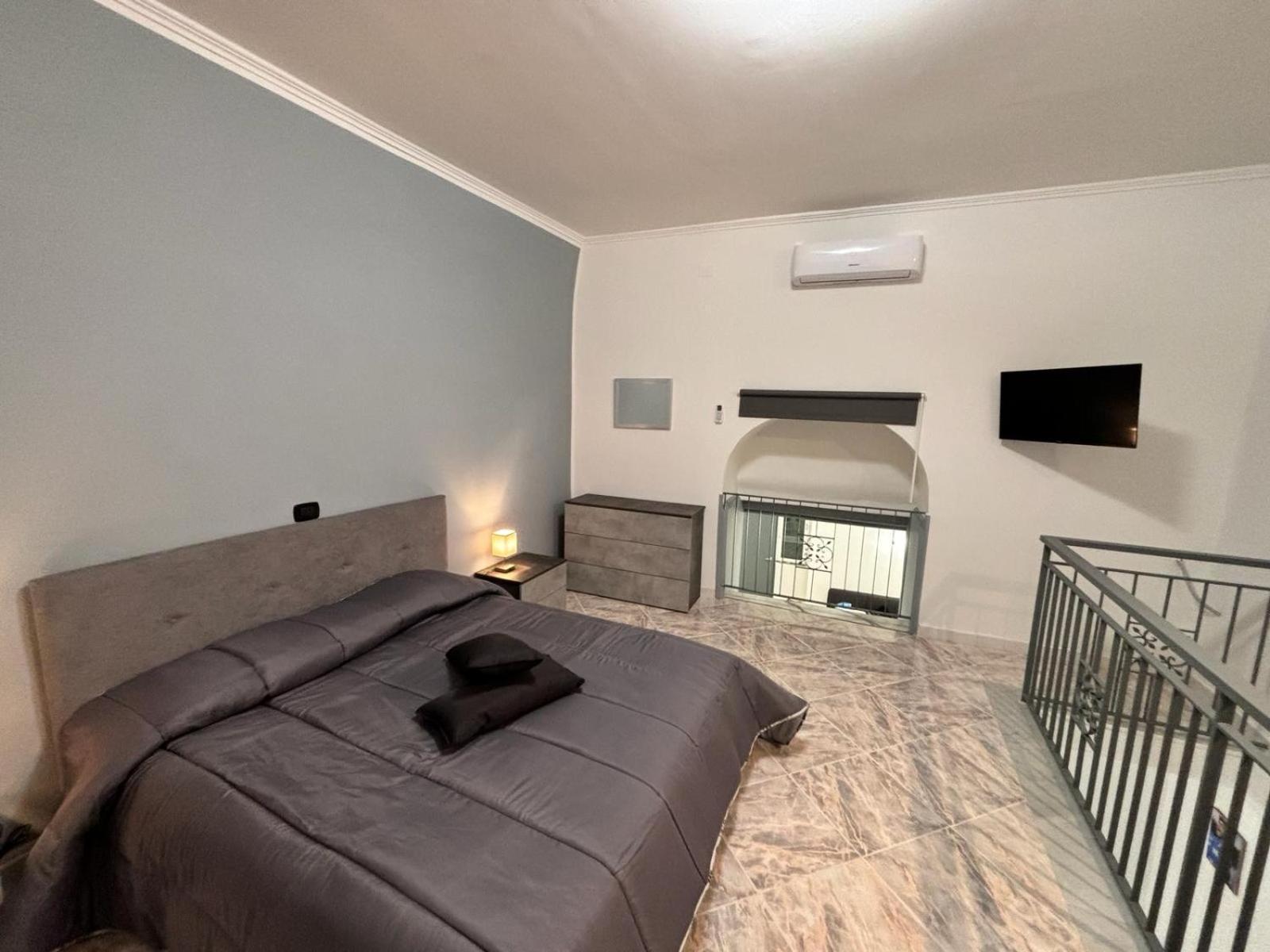 Apartment Di Napoli's Naples