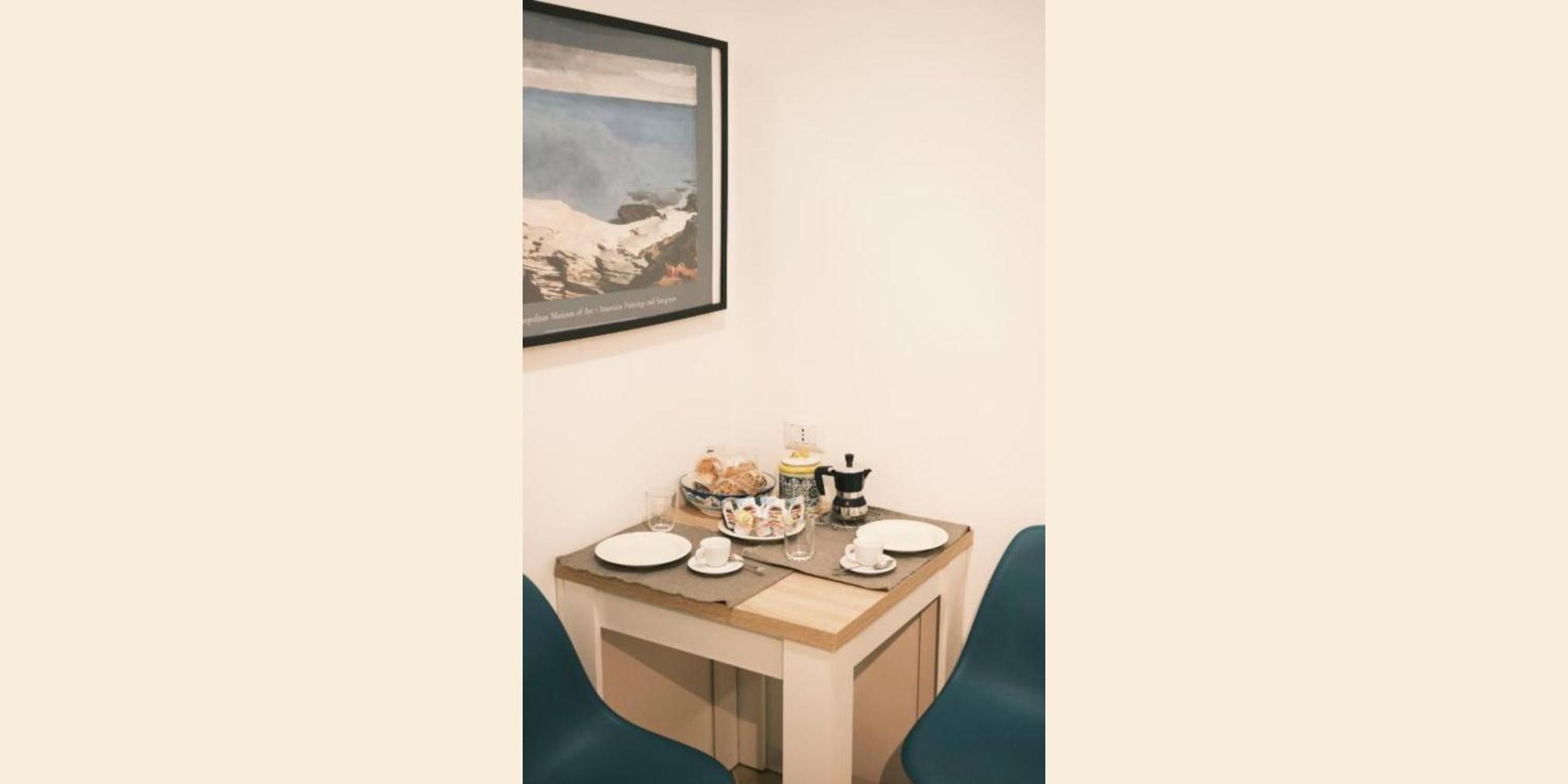 Apartment Nespolino, Casetta In Centro Storico Al Piano Terra Con Piccolo Spazio Esterno Privato *