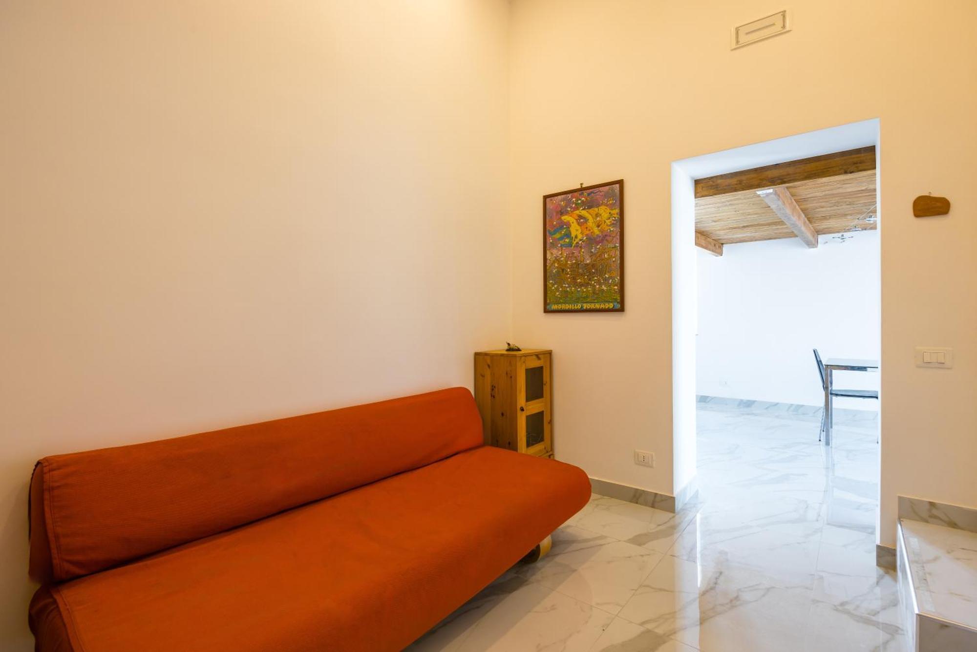 Carrozzieri Nest At Historical Center Naples