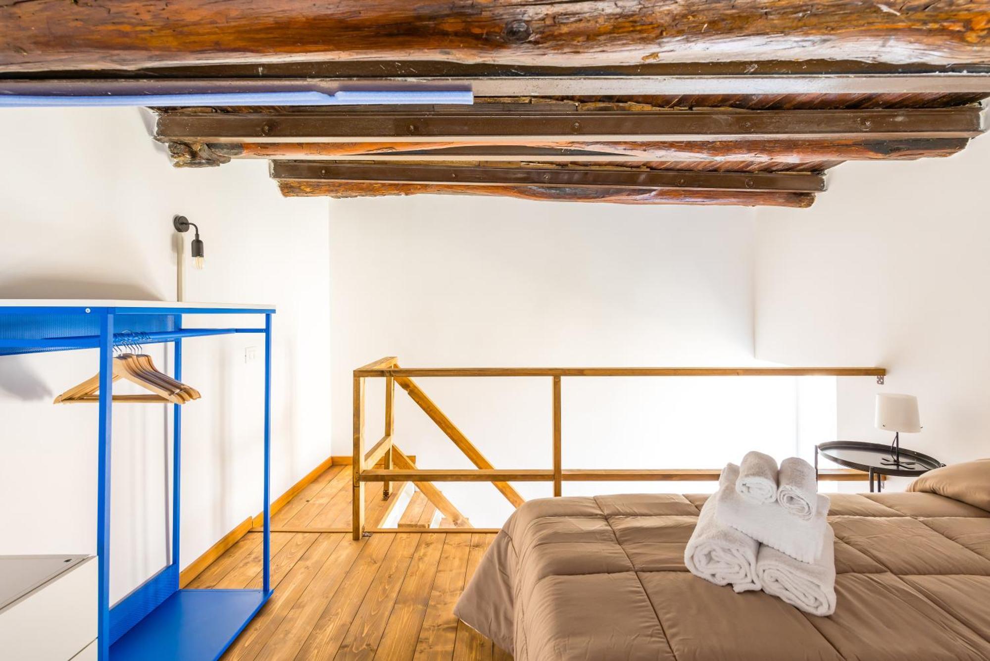 Carrozzieri Nest At Historical Center Naples