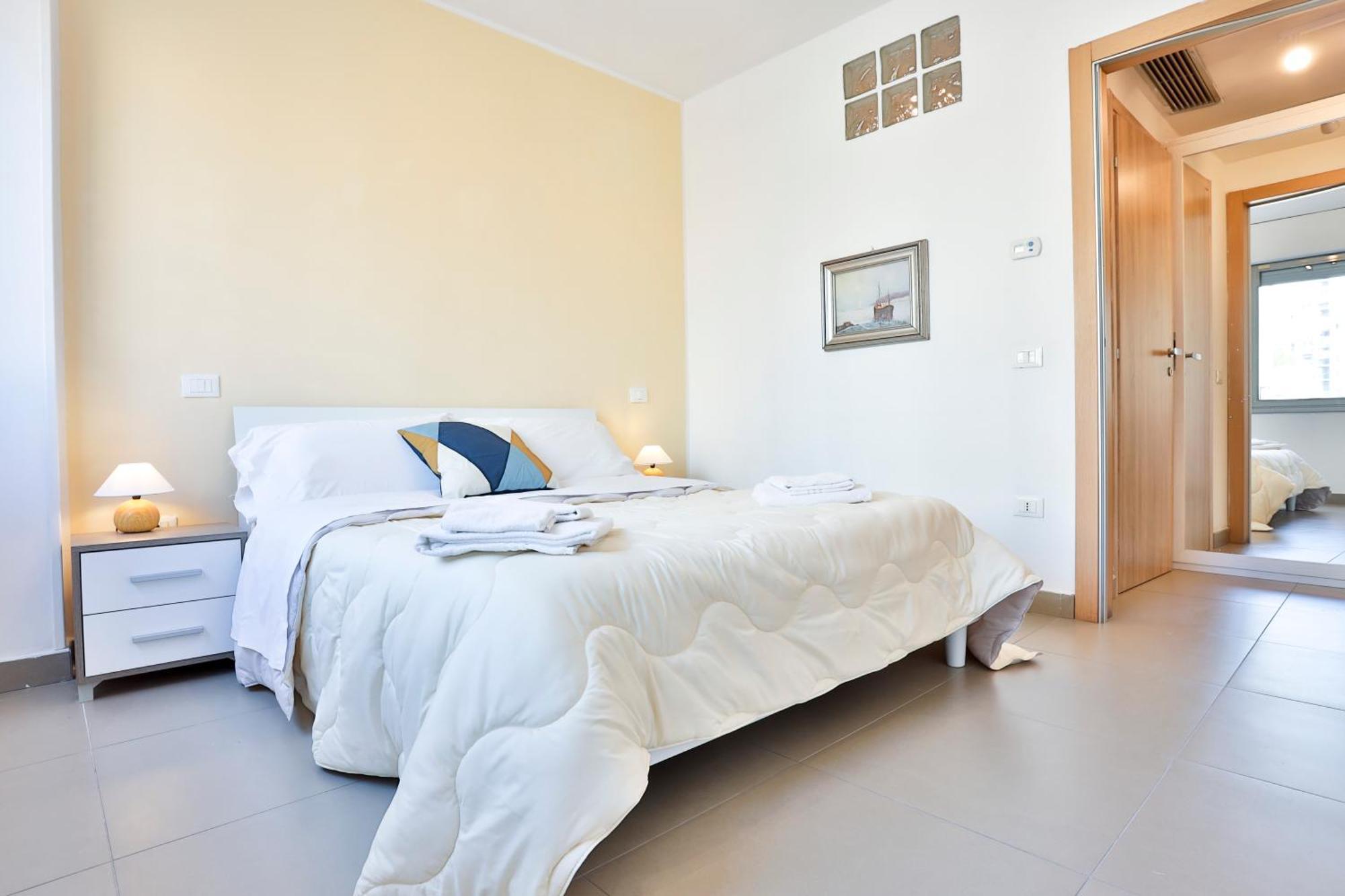 Apartment Sebeto With Parking & Netfilx Naples