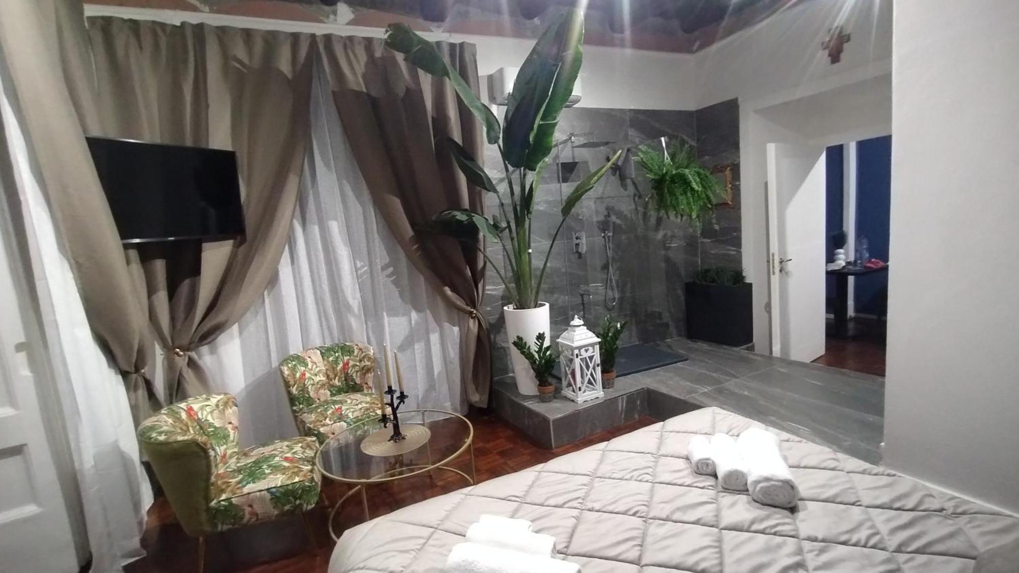 Plebiscito Aparthotel Naples