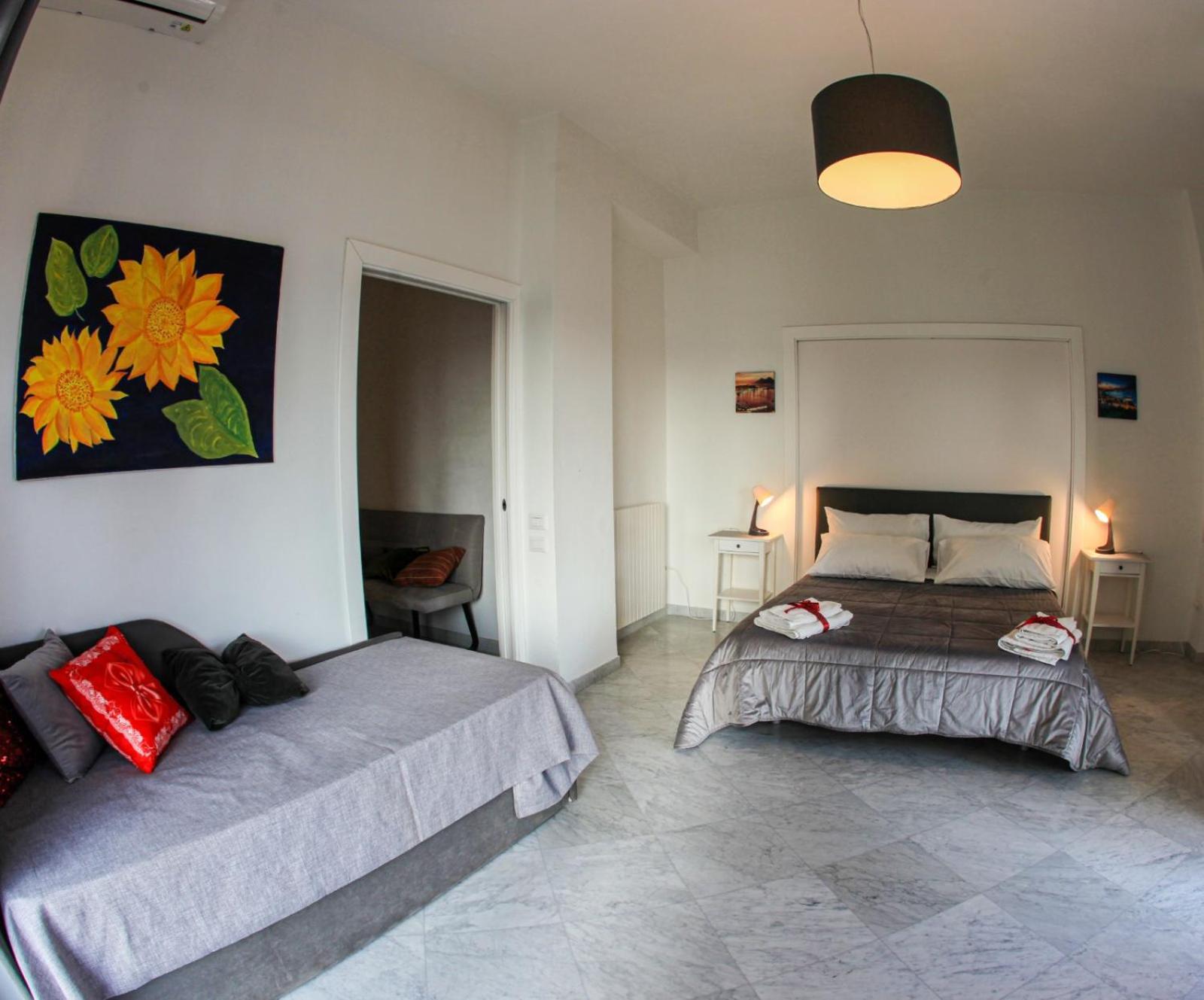 Porto&beverello Guest house Naples