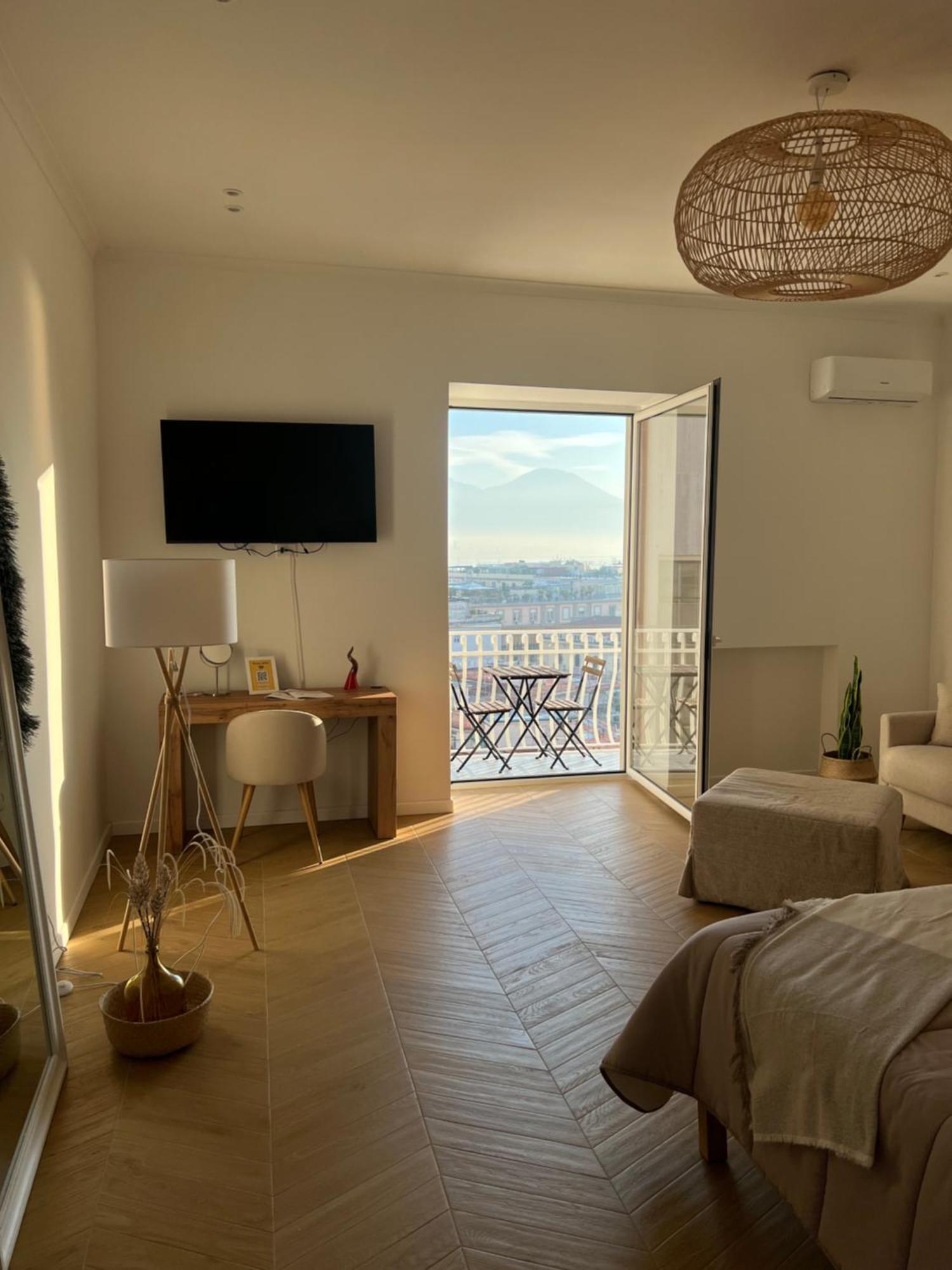Apartment Gennarino - Panorama With Balcony And Urban Loft